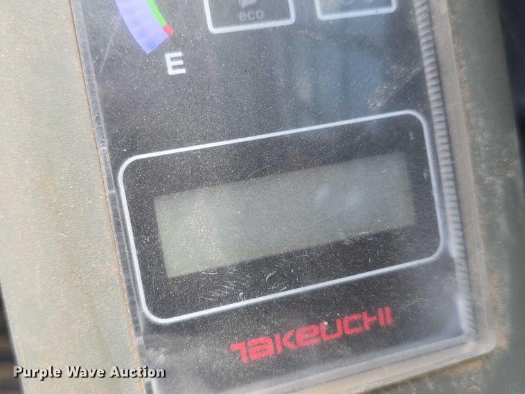 image for item DT6980 2013 Takeuchi TL12 tracked skid steer loader