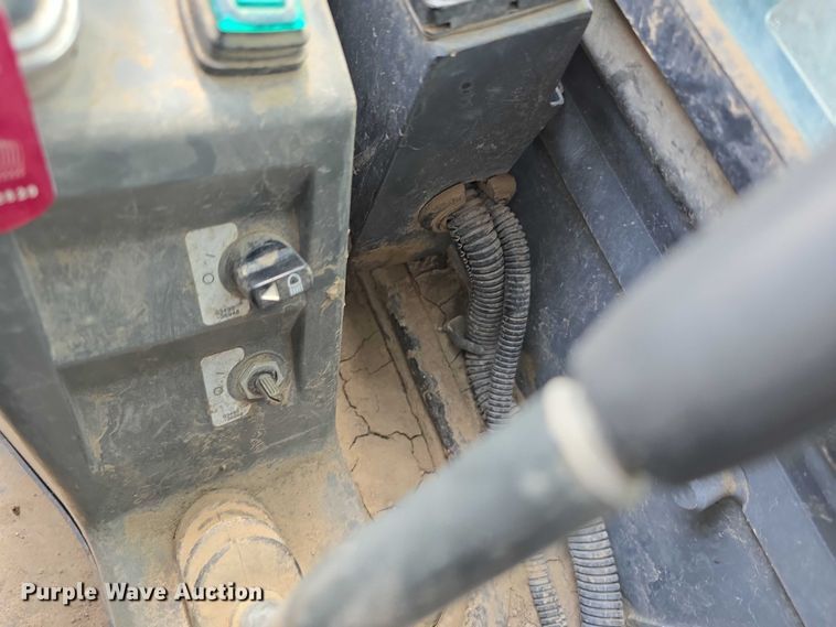 image for item DT6980 2013 Takeuchi TL12 tracked skid steer loader