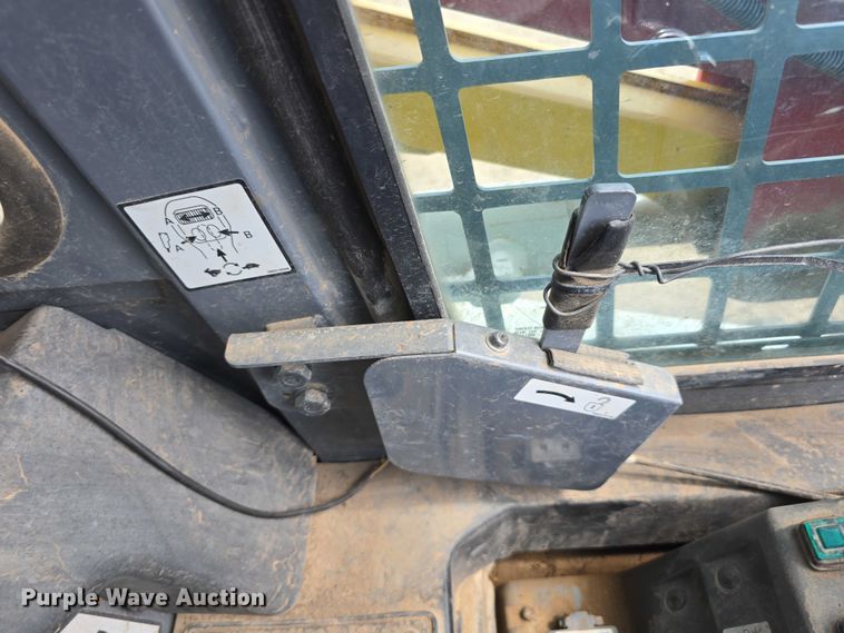 image for item DT6980 2013 Takeuchi TL12 tracked skid steer loader