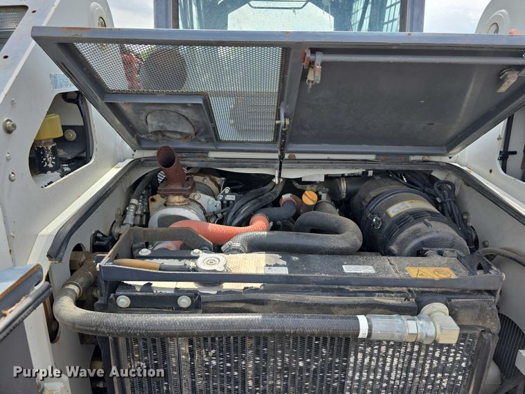 image for item DT6980 2013 Takeuchi TL12 tracked skid steer loader