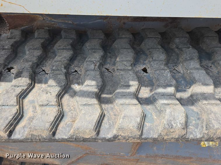 image for item DT6980 2013 Takeuchi TL12 tracked skid steer loader