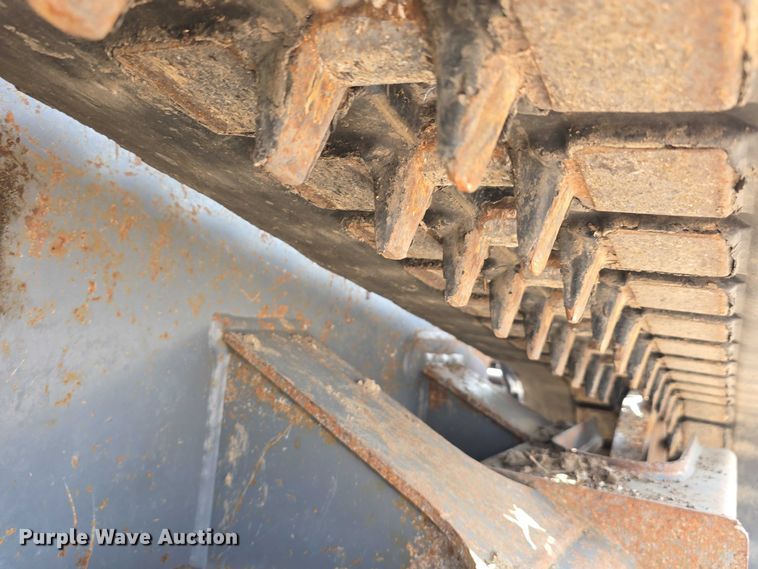 image for item DT6980 2013 Takeuchi TL12 tracked skid steer loader