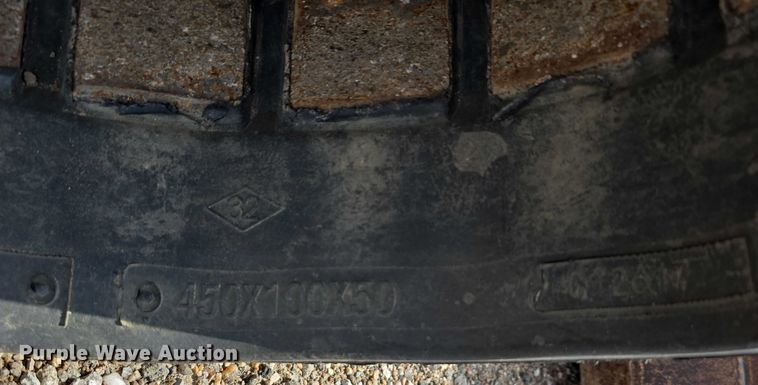 image for item DT6980 2013 Takeuchi TL12 tracked skid steer loader