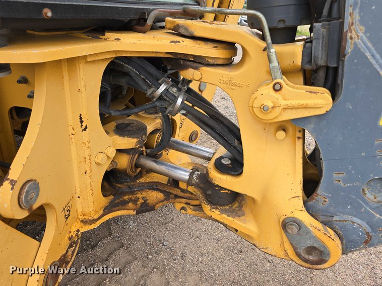 image for item DT6981 2007 John Deere 310TJ backhoe