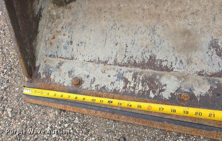 image for item DT6981 2007 John Deere 310TJ backhoe