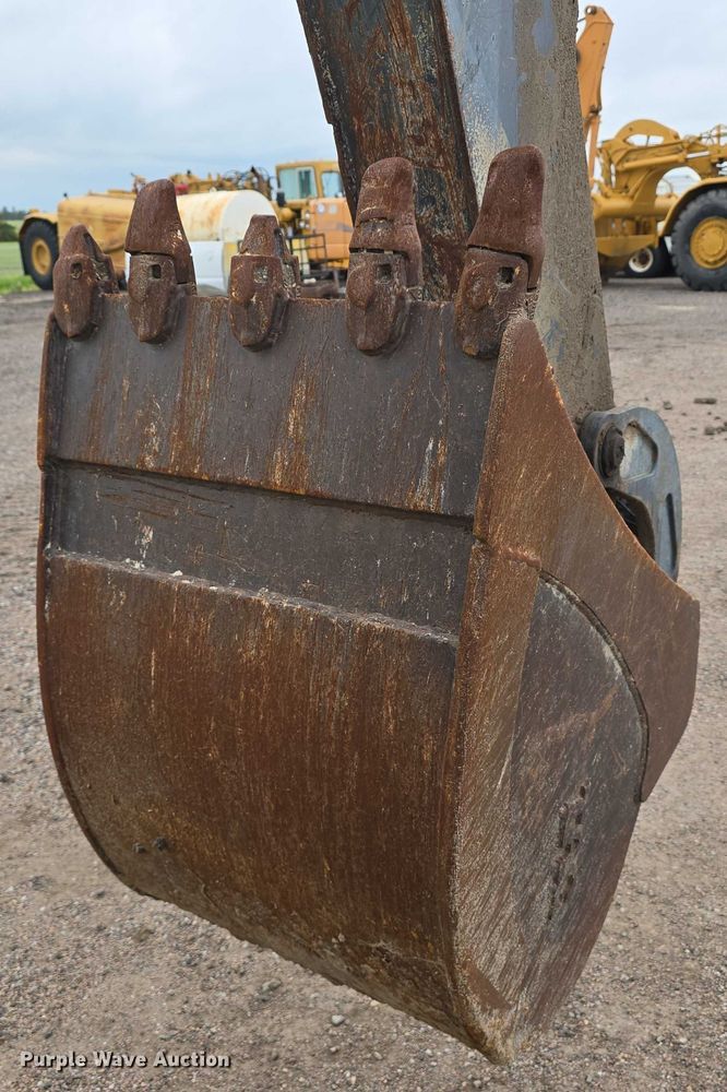 image for item DT6981 2007 John Deere 310TJ backhoe