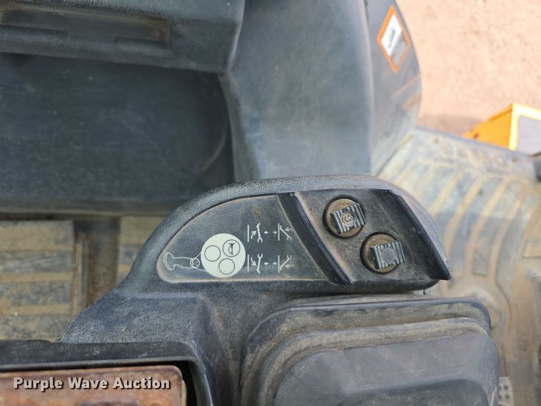 image for item DT6981 2007 John Deere 310TJ backhoe