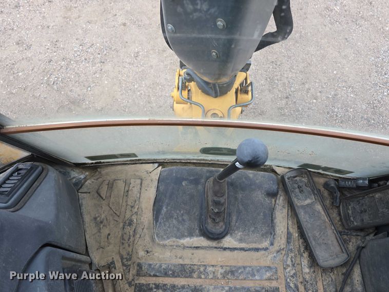 image for item DT6981 2007 John Deere 310TJ backhoe