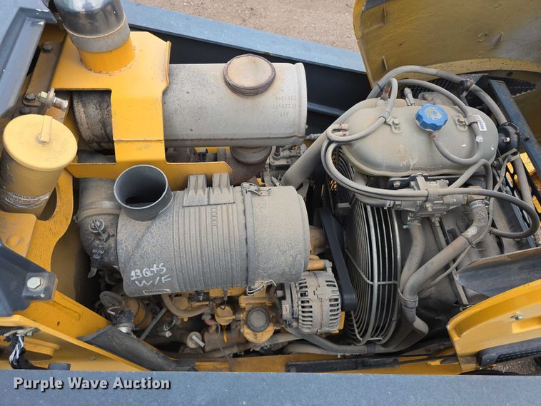 image for item DT6981 2007 John Deere 310TJ backhoe