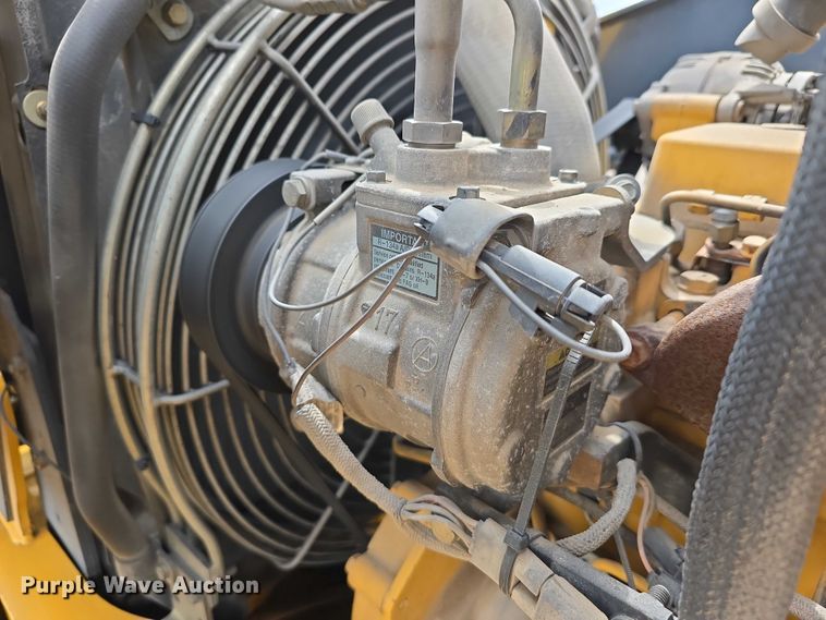 image for item DT6981 2007 John Deere 310TJ backhoe