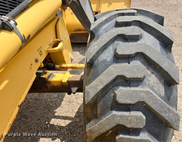 image for item DT6981 2007 John Deere 310TJ backhoe