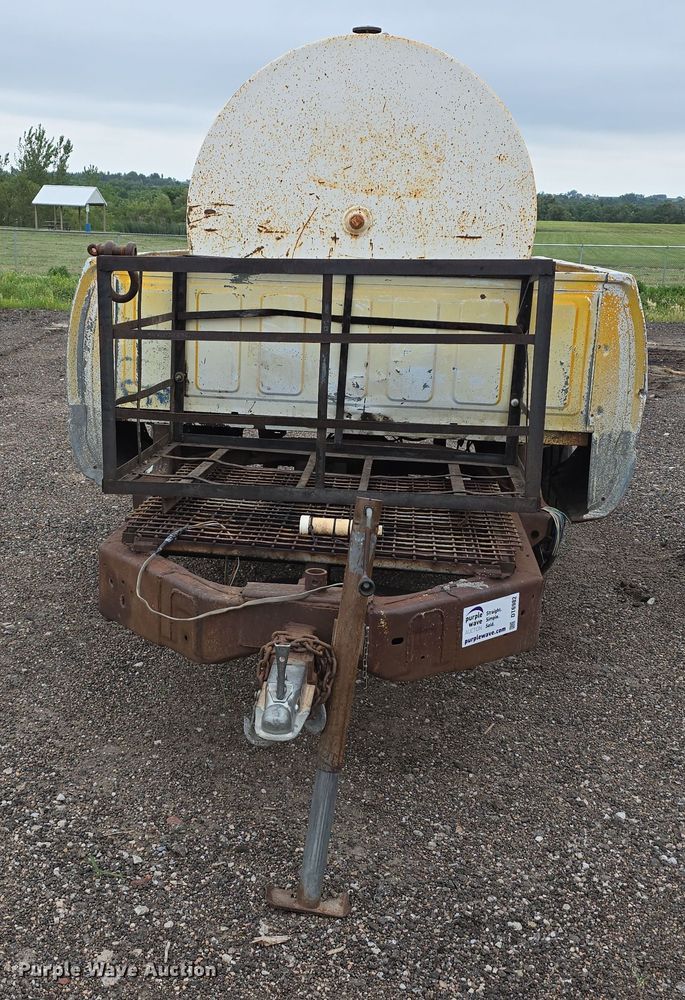 image for item DT6982 Shop built fuel trailer
