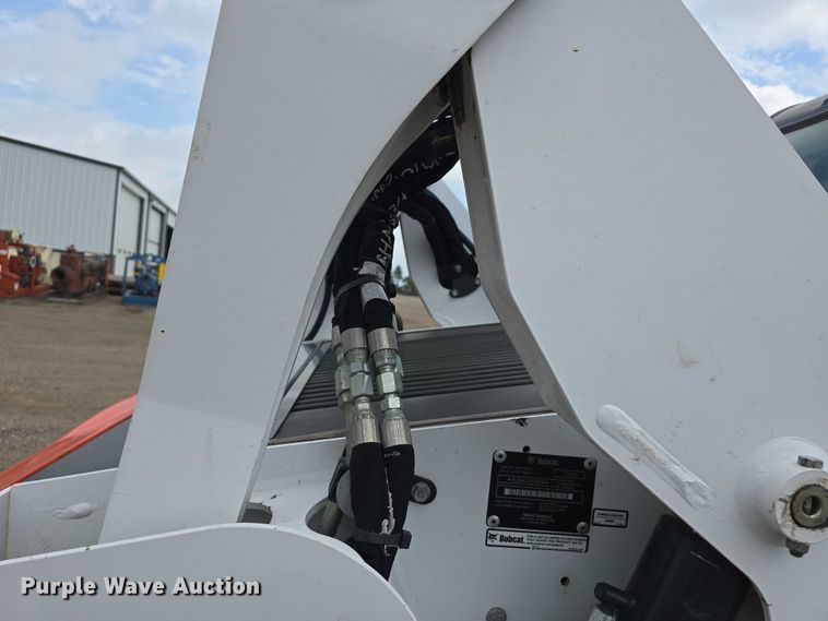 image for item DT6983 2019 Bobcat T595 tracked skid steer loader