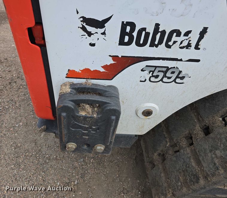 image for item DT6983 2019 Bobcat T595 tracked skid steer loader