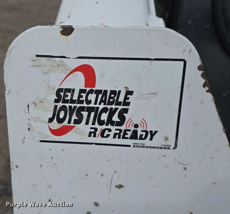 image for item DT6983 2019 Bobcat T595 tracked skid steer loader