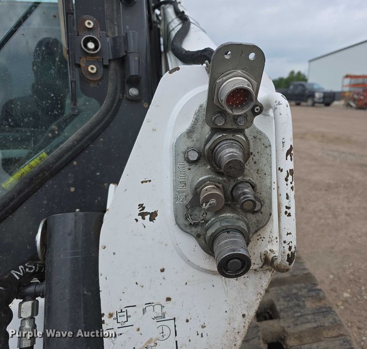 image for item DT6983 2019 Bobcat T595 tracked skid steer loader