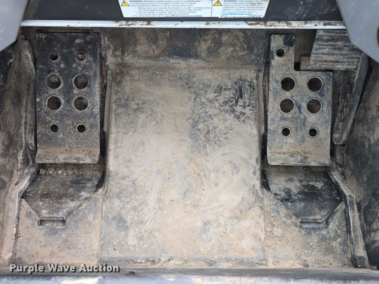 image for item DT6983 2019 Bobcat T595 tracked skid steer loader