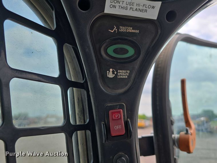 image for item DT6983 2019 Bobcat T595 tracked skid steer loader