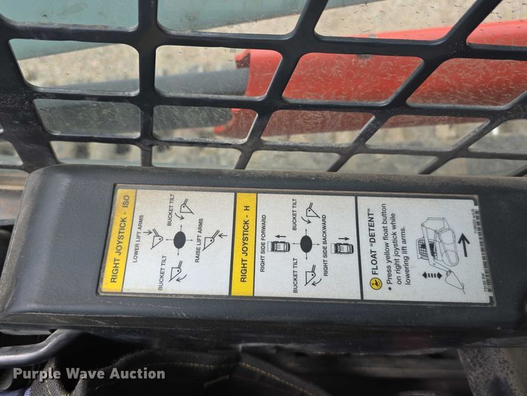 image for item DT6983 2019 Bobcat T595 tracked skid steer loader