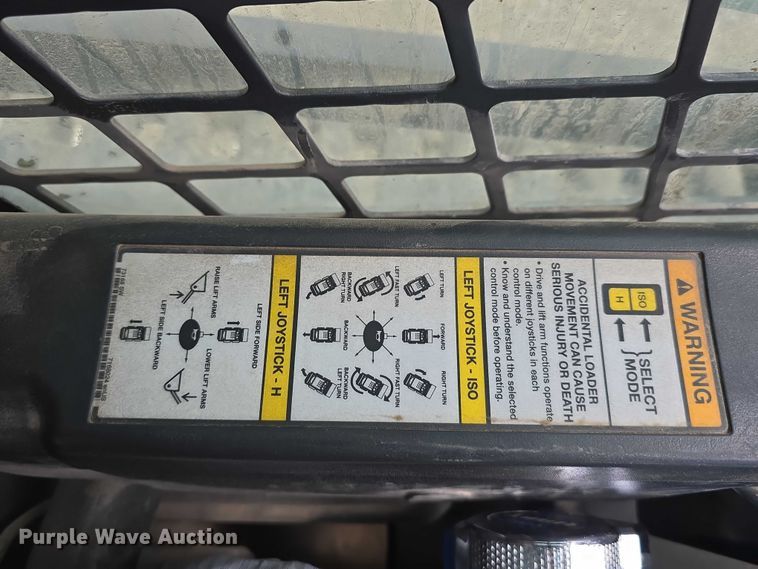 image for item DT6983 2019 Bobcat T595 tracked skid steer loader