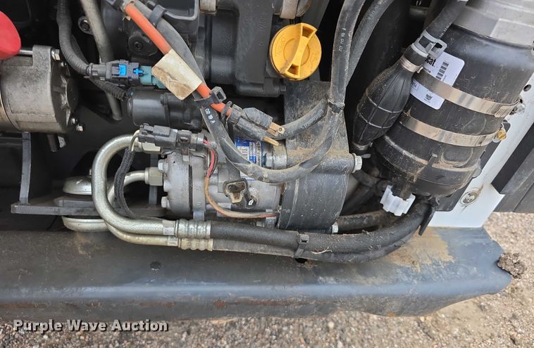 image for item DT6983 2019 Bobcat T595 tracked skid steer loader