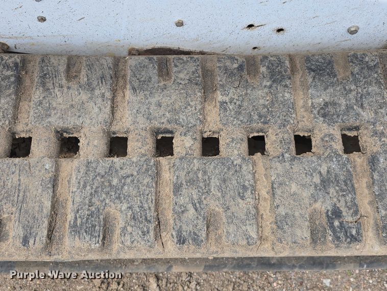 image for item DT6983 2019 Bobcat T595 tracked skid steer loader