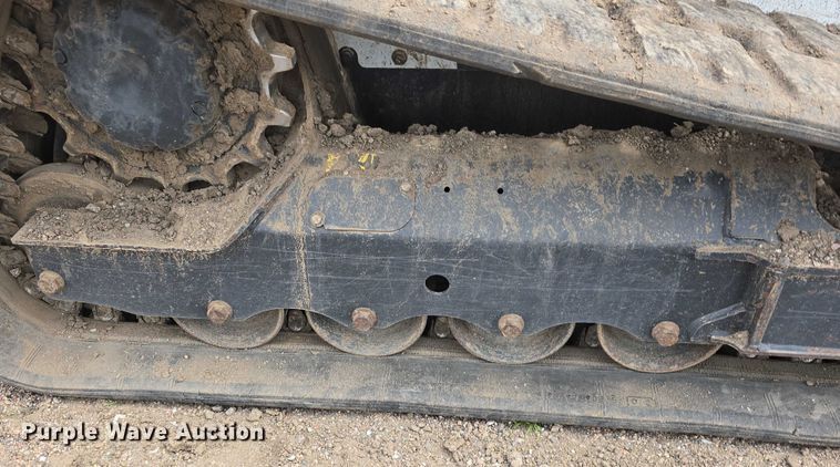 image for item DT6983 2019 Bobcat T595 tracked skid steer loader