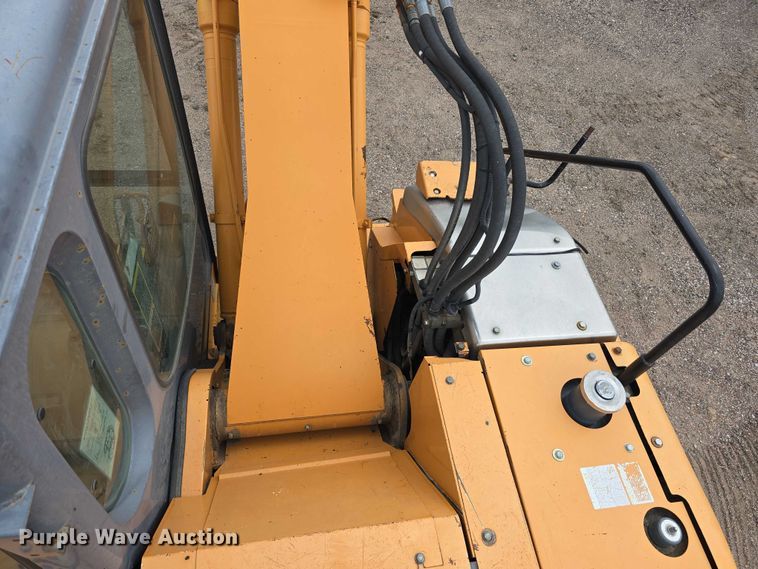 image for item DT6984 2007 Case CX135SR excavator