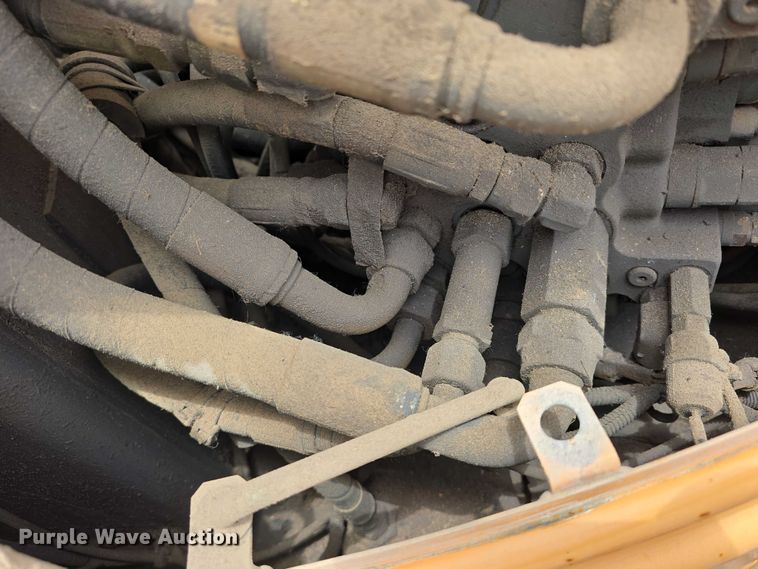 image for item DT6984 2007 Case CX135SR excavator