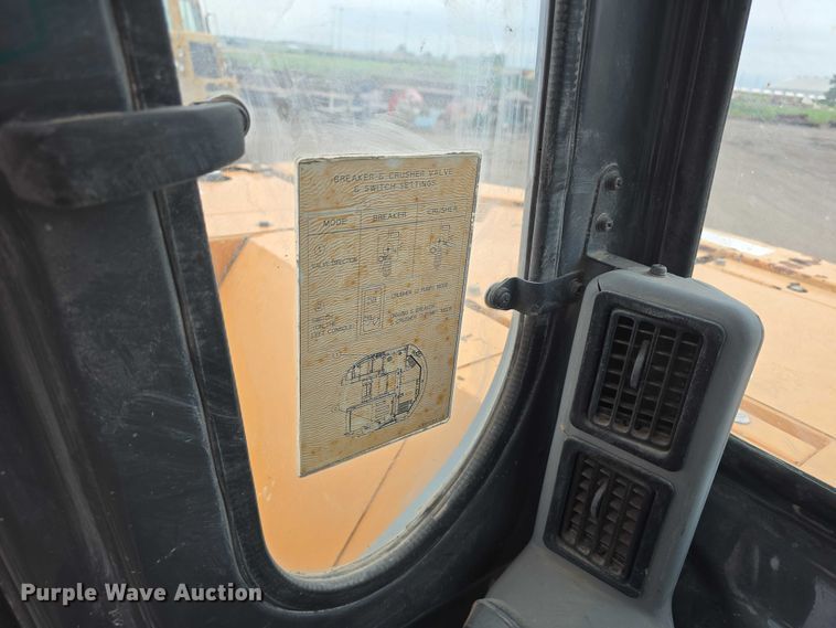 image for item DT6984 2007 Case CX135SR excavator