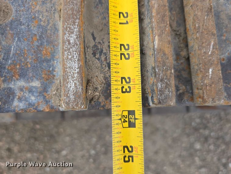 image for item DT6984 2007 Case CX135SR excavator