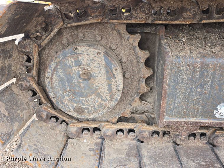 image for item DT6984 2007 Case CX135SR excavator