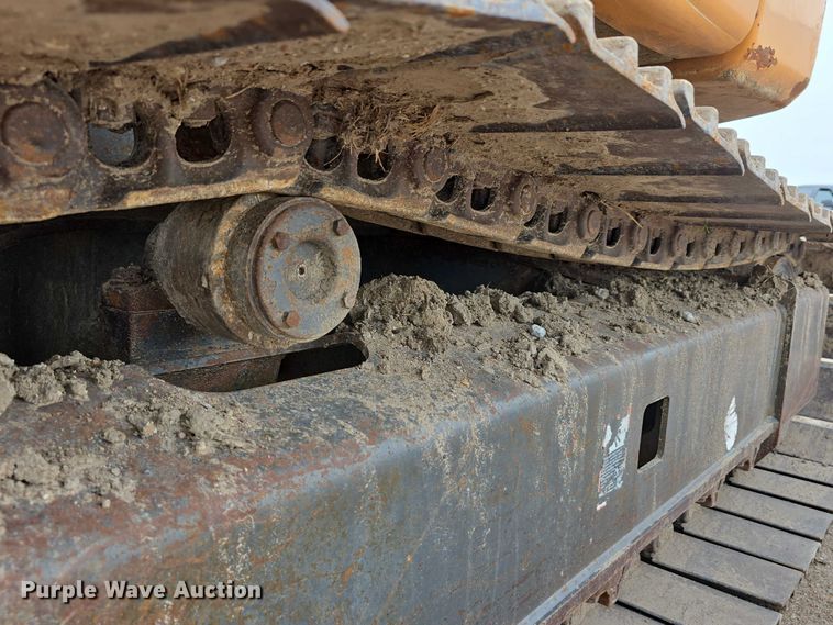 image for item DT6984 2007 Case CX135SR excavator