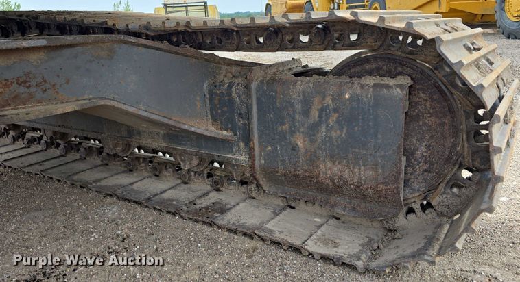 image for item DT6984 2007 Case CX135SR excavator