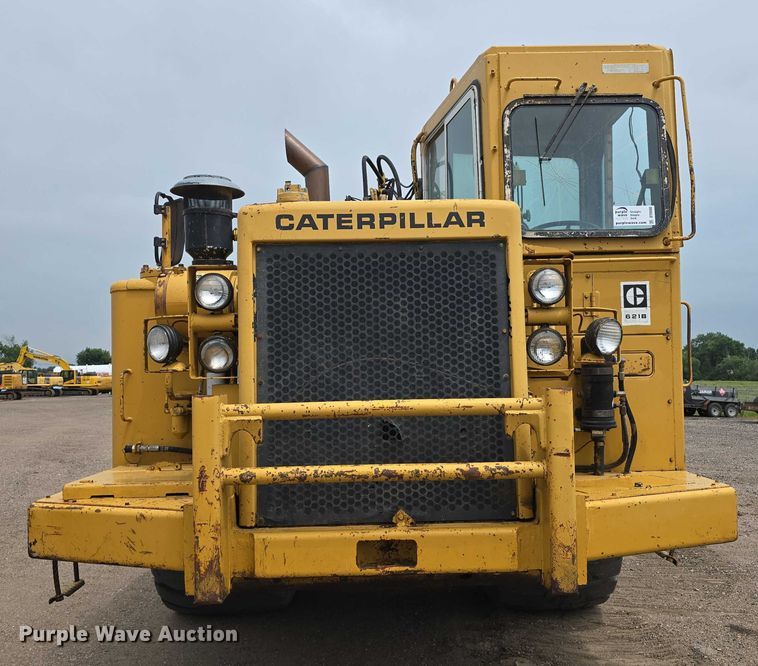 image for item DT6986 1985 Caterpillar 621B water wagon