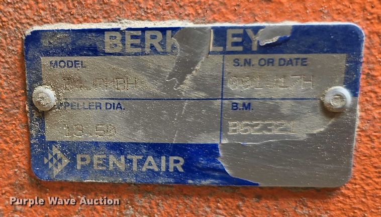 image for item DT6986 1985 Caterpillar 621B water wagon