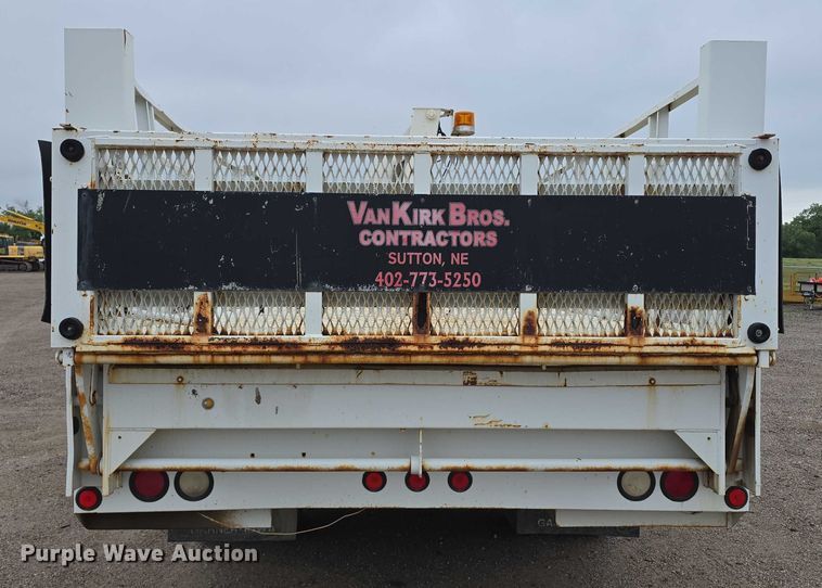 image for item DT6987 1992 GMC TopKick crane truck