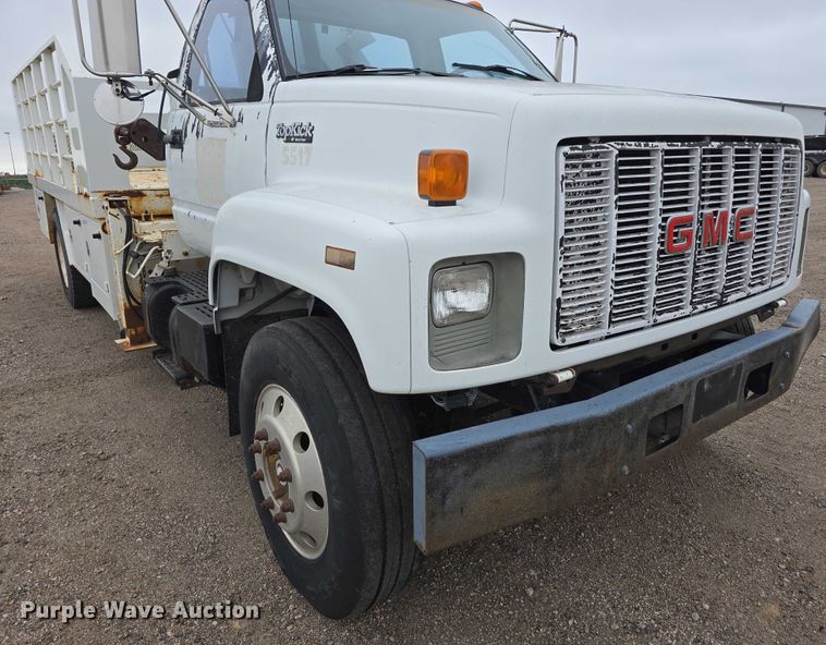 image for item DT6987 1992 GMC TopKick crane truck