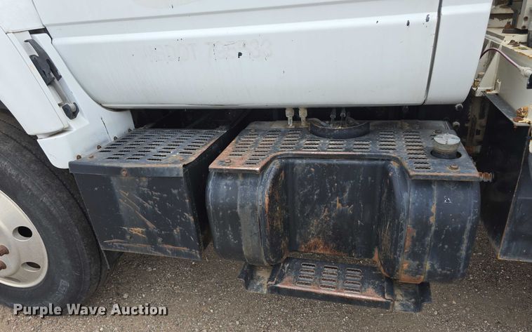 image for item DT6987 1992 GMC TopKick crane truck