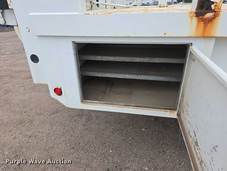 image for item DT6987 1992 GMC TopKick crane truck