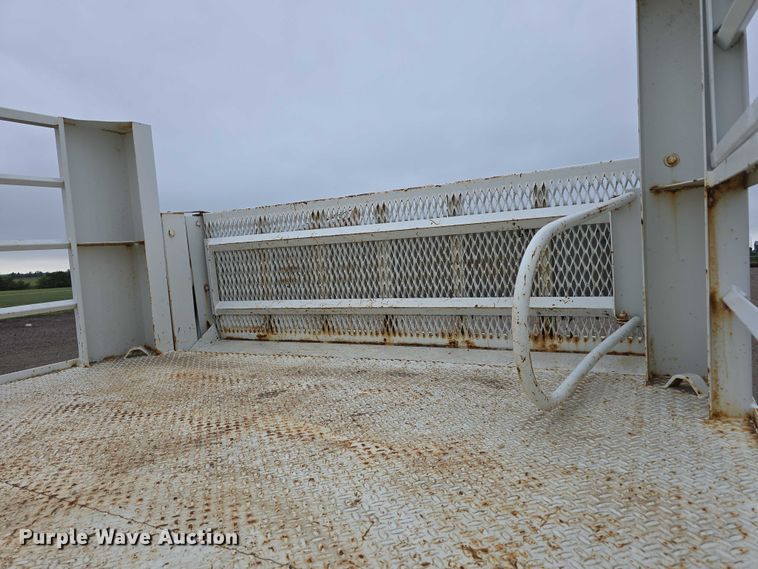 image for item DT6987 1992 GMC TopKick crane truck