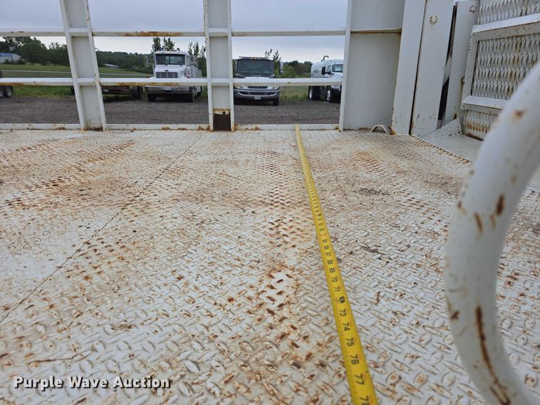 image for item DT6987 1992 GMC TopKick crane truck