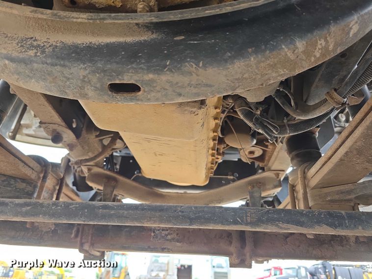 image for item DT6987 1992 GMC TopKick crane truck