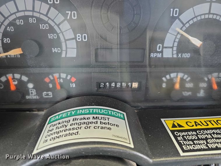 image for item DT6987 1992 GMC TopKick crane truck