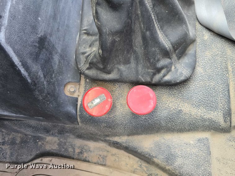 image for item DT6987 1992 GMC TopKick crane truck