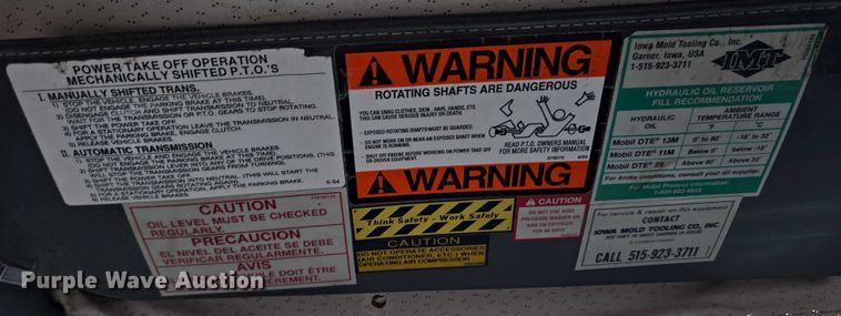 image for item DT6987 1992 GMC TopKick crane truck