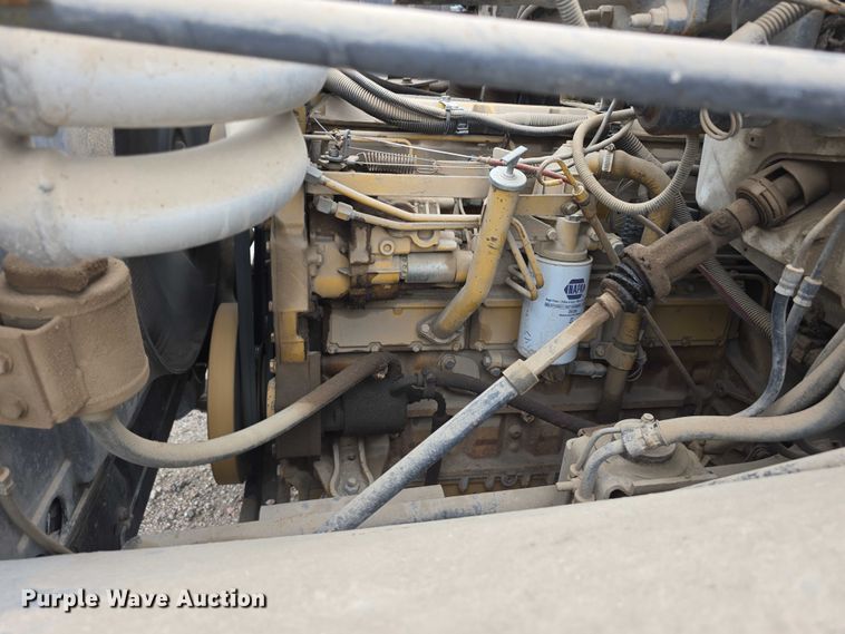 image for item DT6987 1992 GMC TopKick crane truck