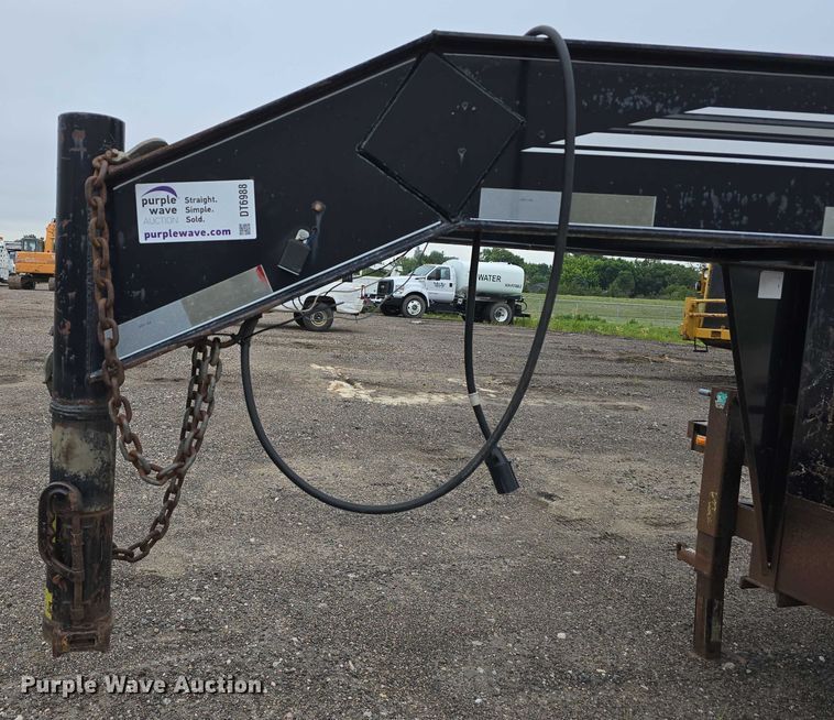 image for item DT6988 2002 Travalong equipment trailer