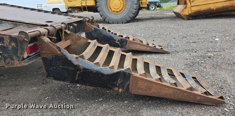 image for item DT6988 2002 Travalong equipment trailer