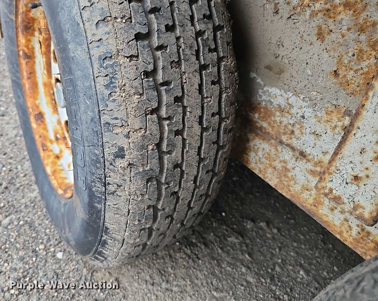 image for item DT6989 1994 Shop built enclosed cargo trailer